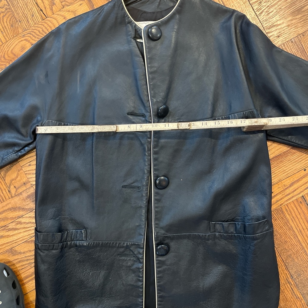 Black Women's Coat - Picture 9 of 11